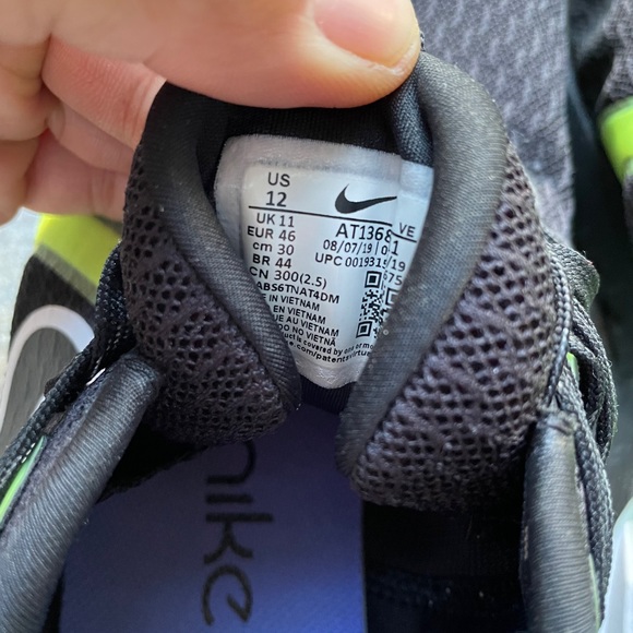 Nike Legend React Running Shoe 12 - Picture 4 of 6